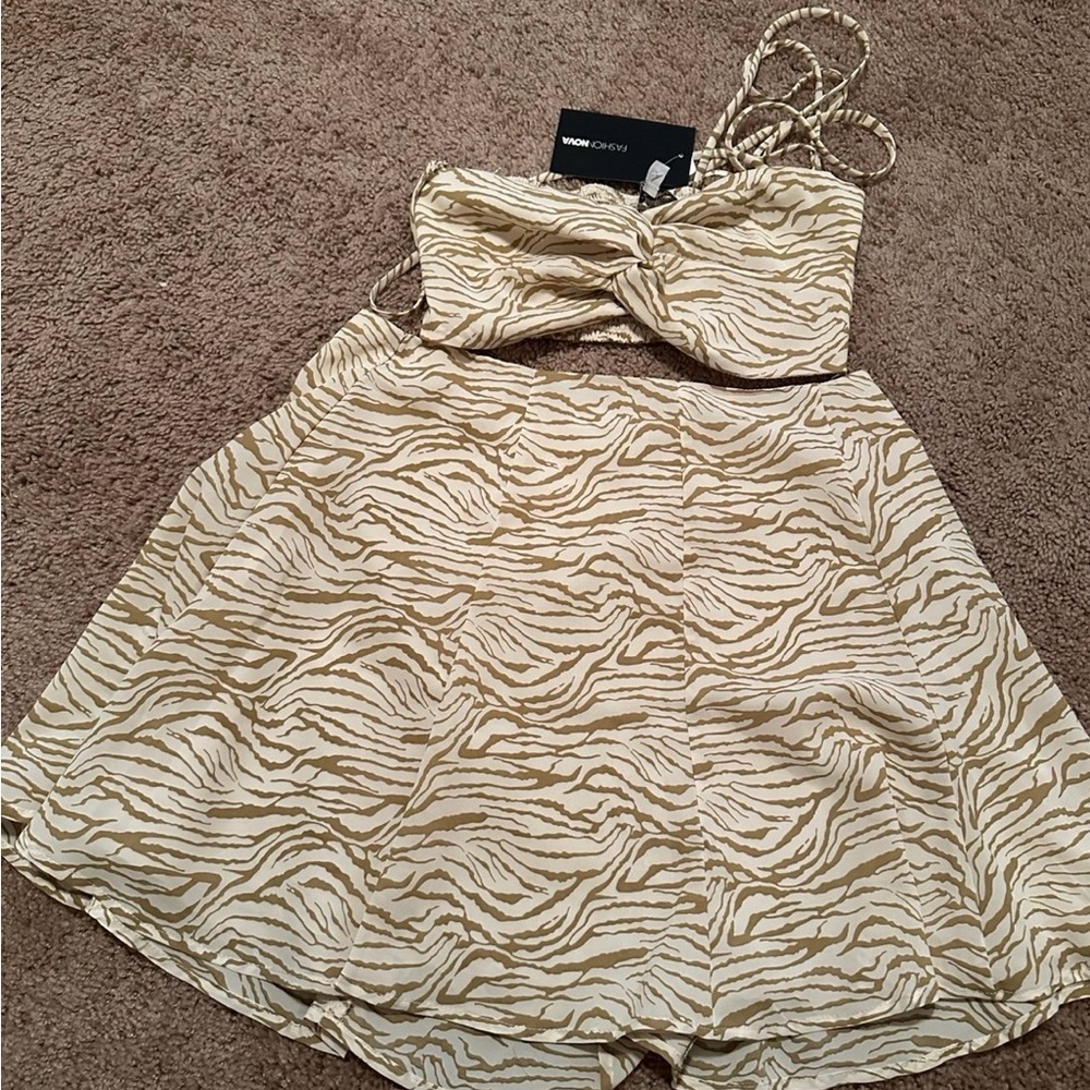Fashion nova skirt set